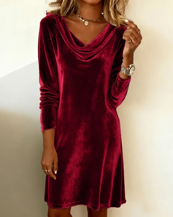 Elissa – Luxe, Velvet Dress